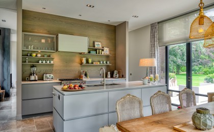 Rustige keuken in de natuur Rustige keuken in de natuur